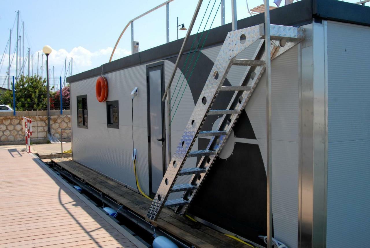Hôtel House Boat Luxury Cagliari Extérieur photo