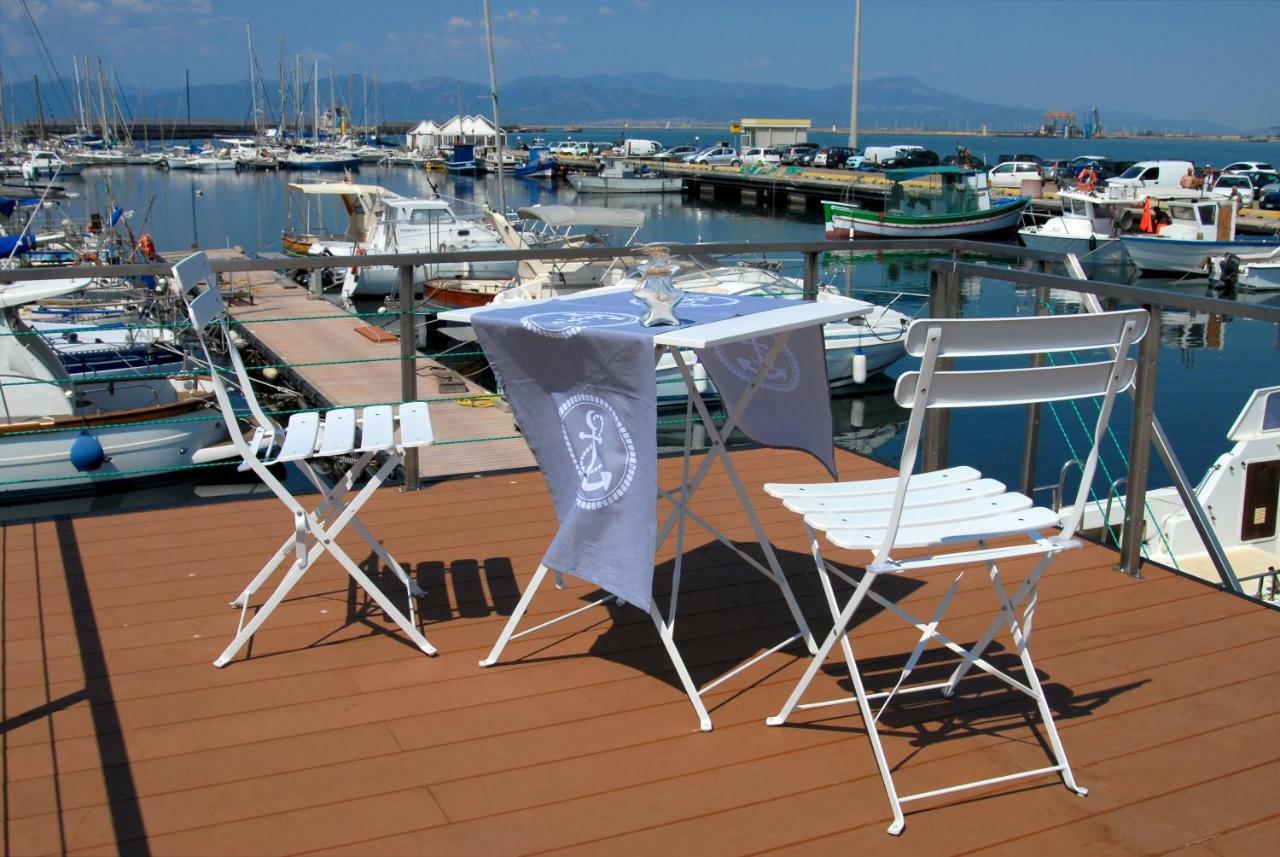 Hôtel House Boat Luxury Cagliari Extérieur photo